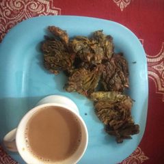 A picture of Arbi ke leaves / patord.