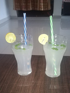 A picture of Virgin Mojito.