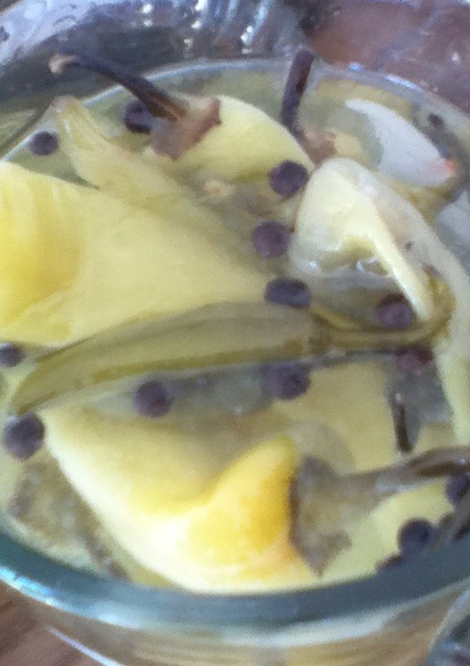 Una foto de Chilitos de agua en escabeche