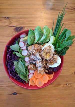 A picture of 🥗 Hawaiian Poke Bowl 🥗.