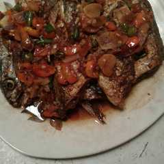 A picture of Ikan rica2 pedes.