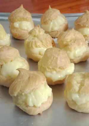 Foto resep Kue soes isi vla