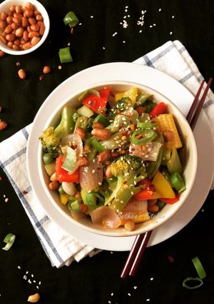 A picture of Kung Pao Vegetables.
