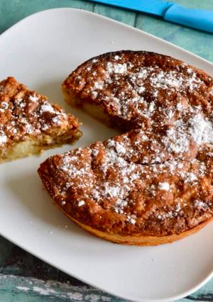 A picture of Spiced Apple Cake.