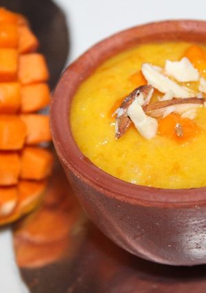 A picture of Mango phirni.