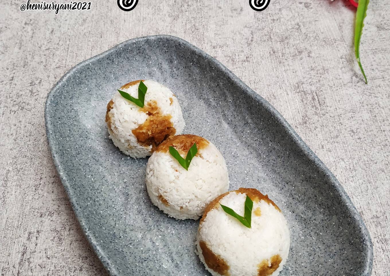 268. Kue Dongkal / Awug