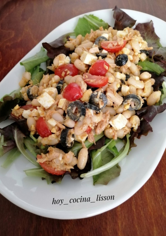 Una foto de Ensalada de alubias blancas