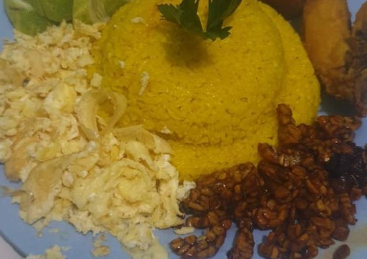 Resep Nasi kuning tanpa santan Anti Gagal