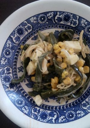 Una foto de Rajas con crema