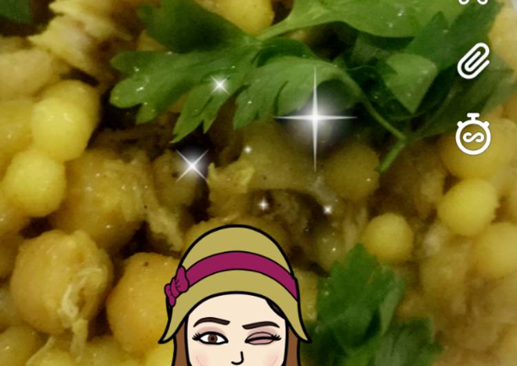مغربية