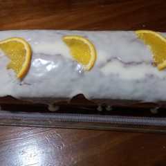 A picture of Budín de naranja esponjoso.