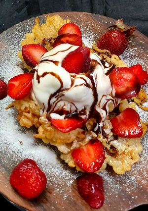 A picture of Funnel Cake.