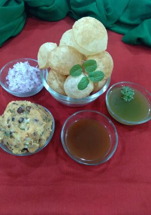 પાણીપુરી (Panipuri Recipe In Gujarati) રેસીપી મુખ્ય ફોટો