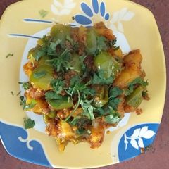 A picture of Potato capsicum veg.