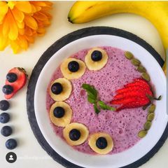 A picture of Berry berry smoothie.