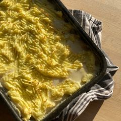 A picture of Smoked haddock and leek pie.