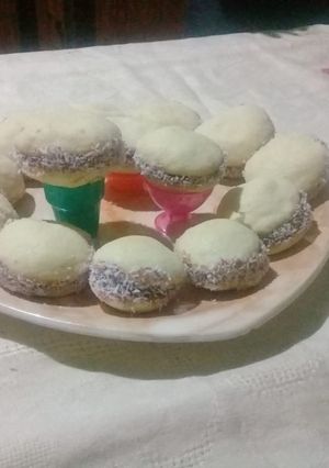 Una foto de Alfajores de maicena caseros (deliciosos)