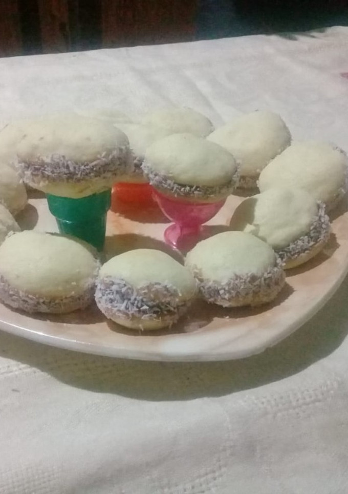 Una foto de Alfajores de maicena caseros (deliciosos)