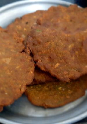 A picture of Tasty flavourful roti.