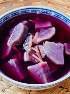 Hình của món 🌱 Chè Khoai Lang Tím Nấu Gừng (Vegan).