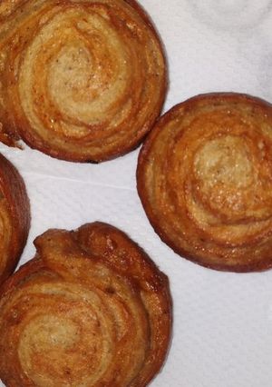 A picture of Pinwheel Bread "saganoti".