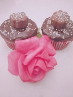 صورة لوصفة ترافيل كب كيك Truffle cupcakes 🌺