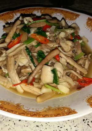 Foto resep Tumis jamur (berlaku untuk jamur apa saja)