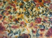 Une photo de quiche chorizo