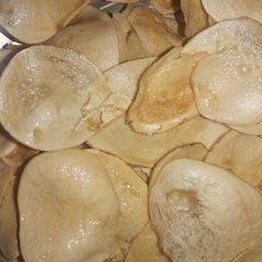 A picture of Potato chips.
