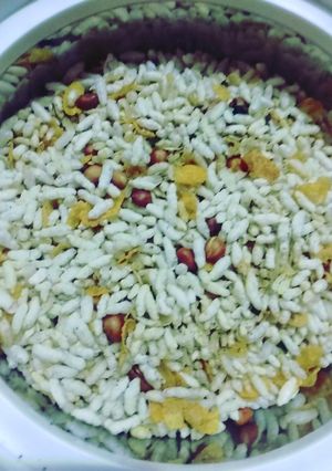 A picture of Diet namkeen.