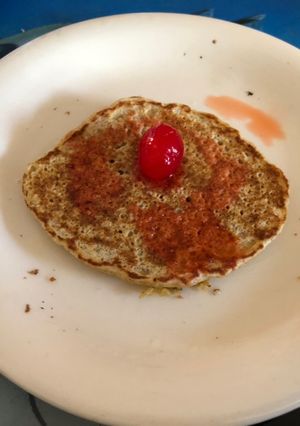 Una foto de Pancake de avena con cereza