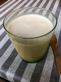 Una foto de Zumo de Plátano con jengibre