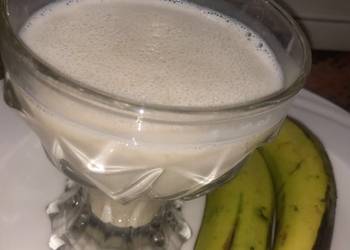 How to Prepare Delicious Banana smoothie