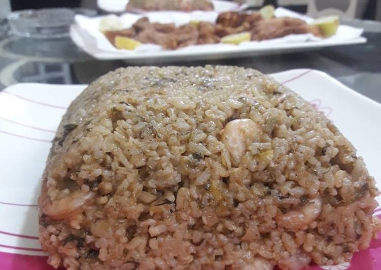 مدفونة جمبري في أرز بالخلطة