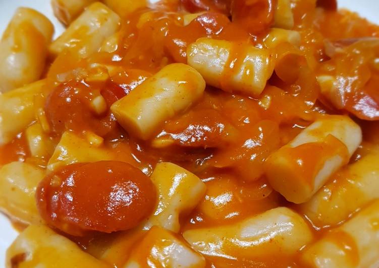 Homemade Tteokbokki (korean rice cake)