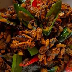 A picture of Tumis Kerang Warteg.