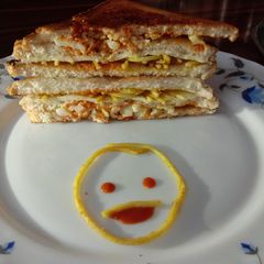 A picture of Noodles cheese sandwich.