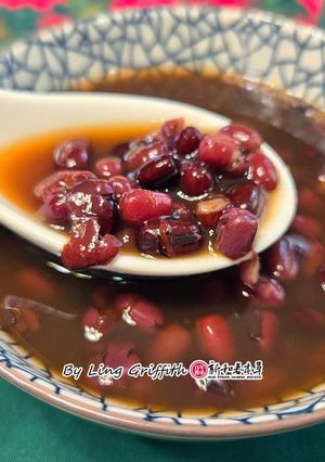 A picture of Red Bean Soup.