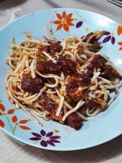 Foto de Espaguete de pupunha com carne seca