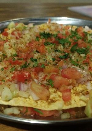 A picture of Papad chat.