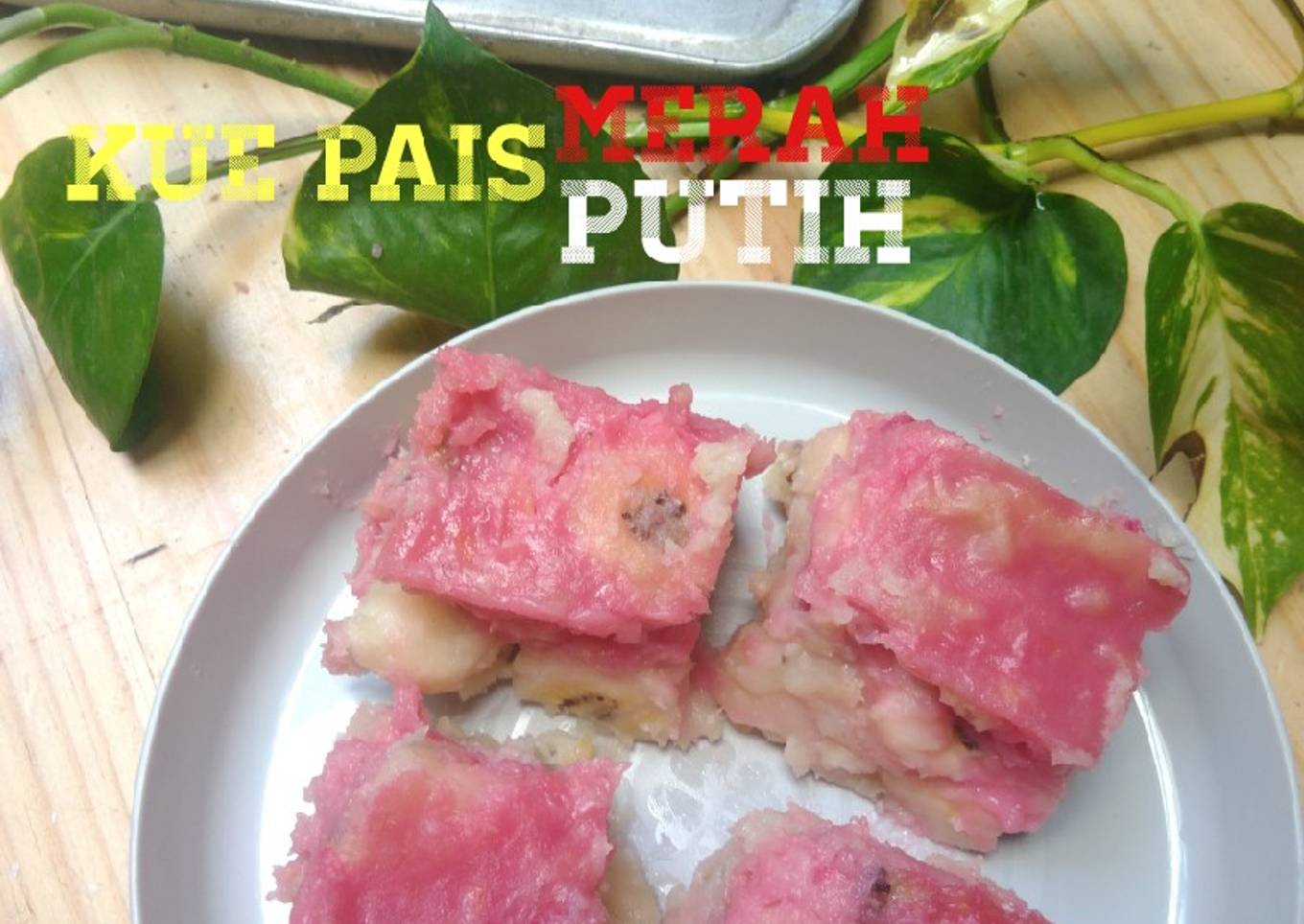 Kue pais merah putih
