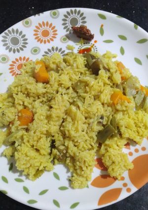 A picture of Simple Vegetable Pulao.