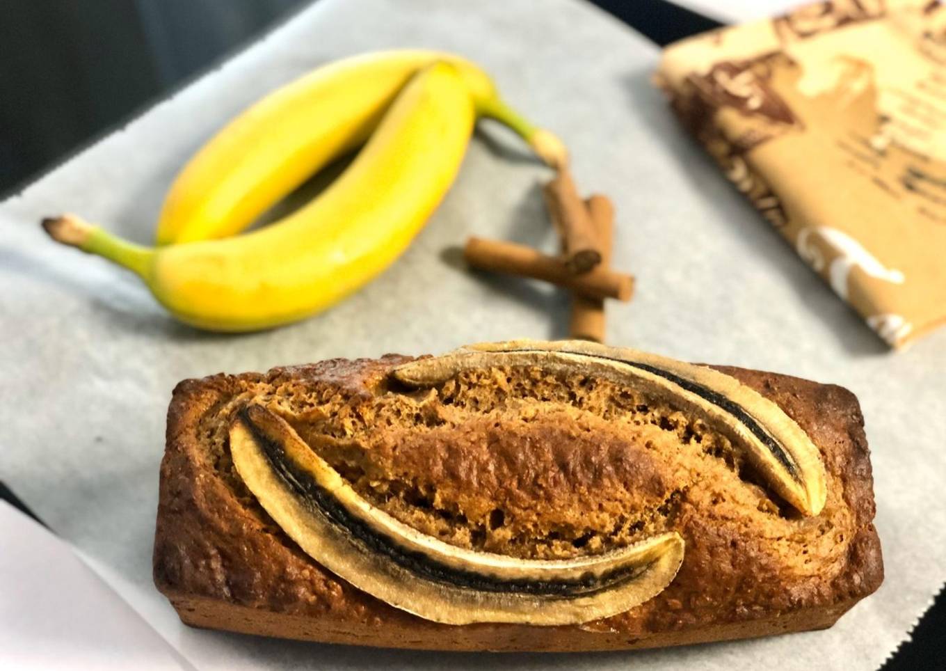 Cake à la banane (banana bead)