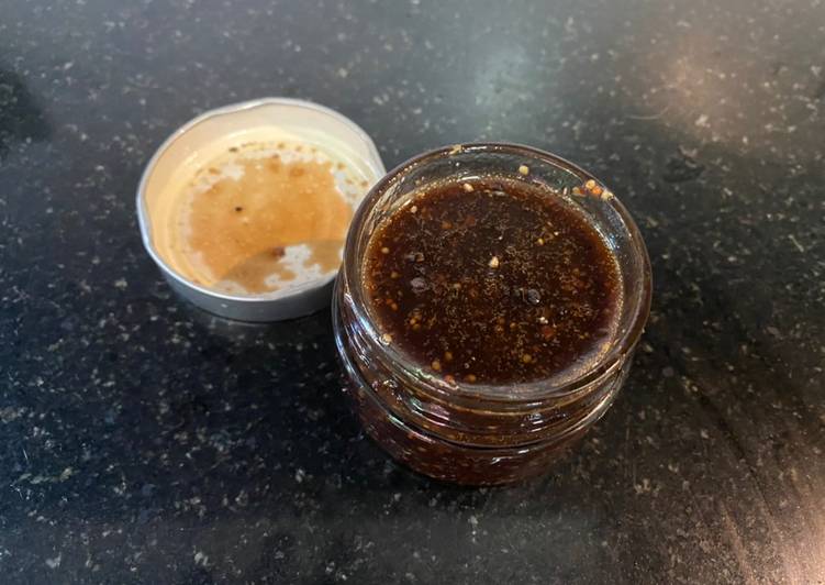 Step-by-Step Guide to Make Super Quick Homemade Balsamic Salad Dressing