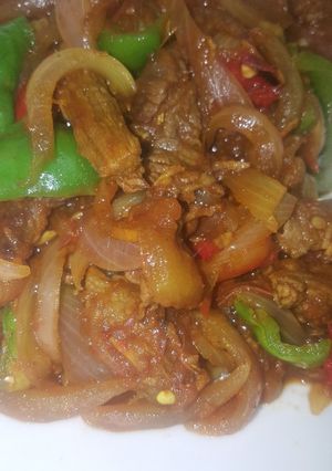 A picture of Beef kibda.