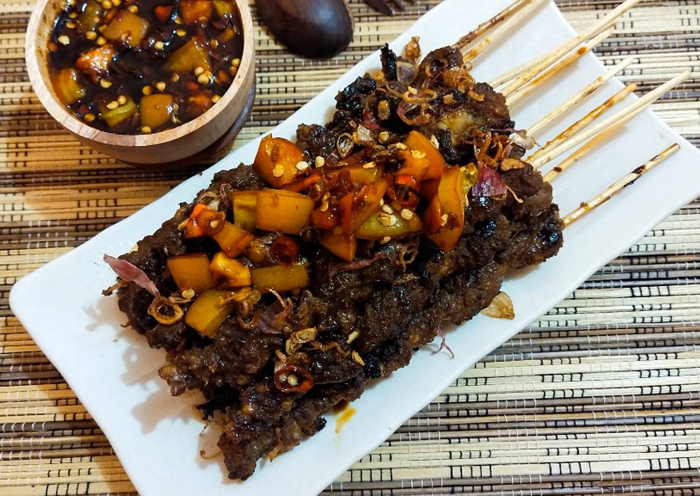 Sate Meranggi daging kambing dengan teflon empuk terasa rempah