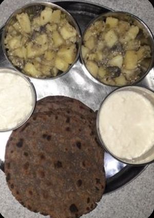 व्रत की थाली(vrat ki thali recipe in hindi) रेसिपी मुख्य फोटो
