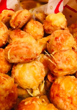 Sajtos-hagymás pogácsa recept fotója