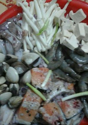Hình của món Lẩu hải sản.