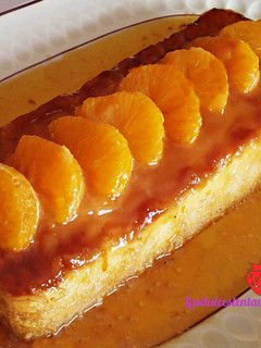 Una foto de Flan de mandarina y almendra